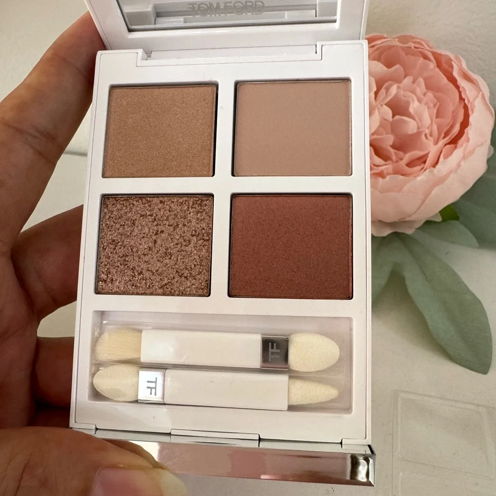 Tom Ford Eyeshadow Quad - COLOR 01 NAKED PINK